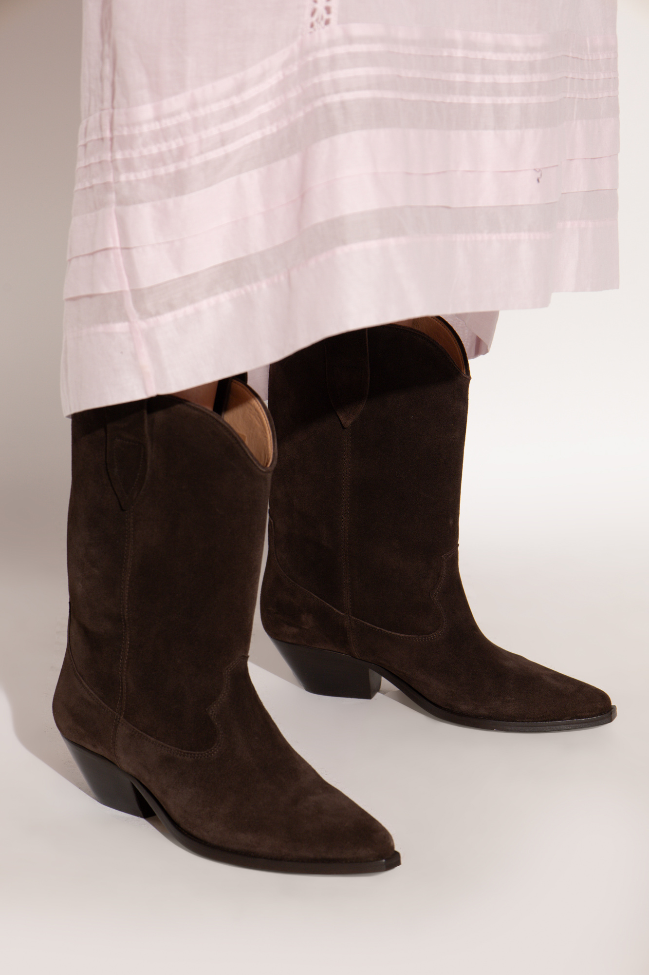ショートブーツ・ブーティ Isabel Marant Duerto Chocolate Cowboy Boots In Suede Brown Suede heeled ankle boots